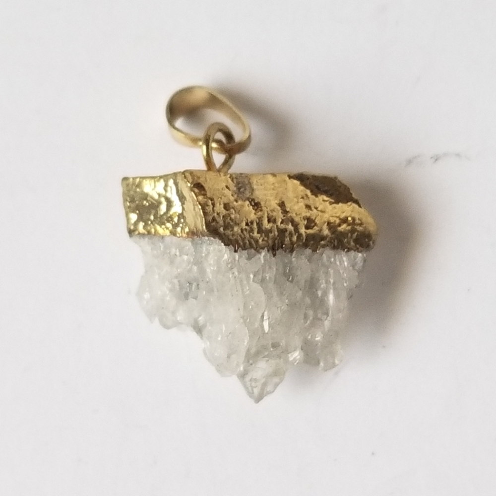 Crystal pendant